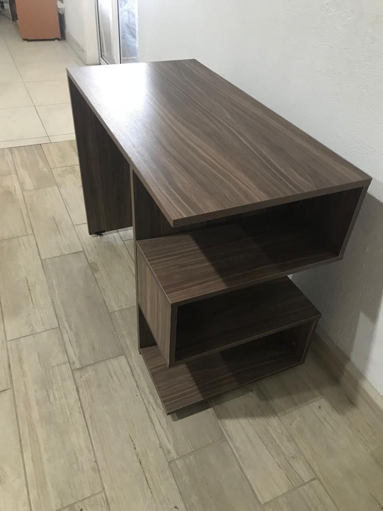 Miniatura: Escritorio economico CMMueble