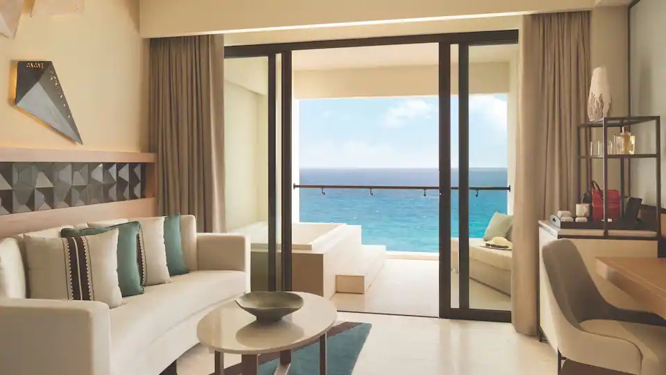 Hyatt-Ziva-Cancun-P276-Turquoize-Ocean-Front-Master-King-Living-Room.16x9.jpg