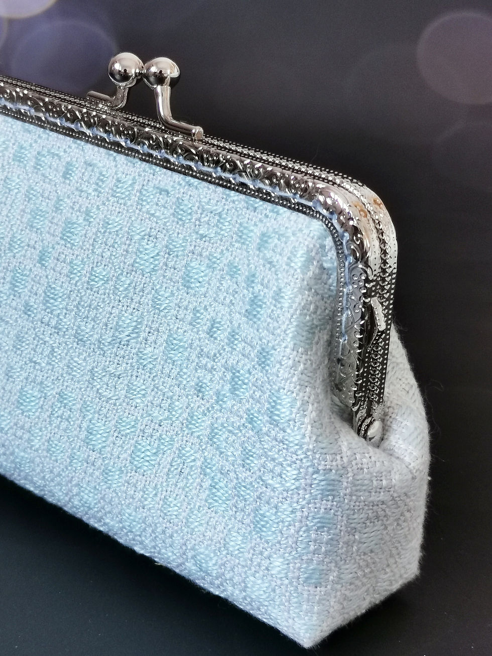 縮圖：手織布古典歐風口金包