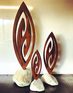 Fish Hook Design - 3Ds in stone bases (400mm, 600mm, 900mm).JPG