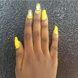 Get those Snapchat nails done