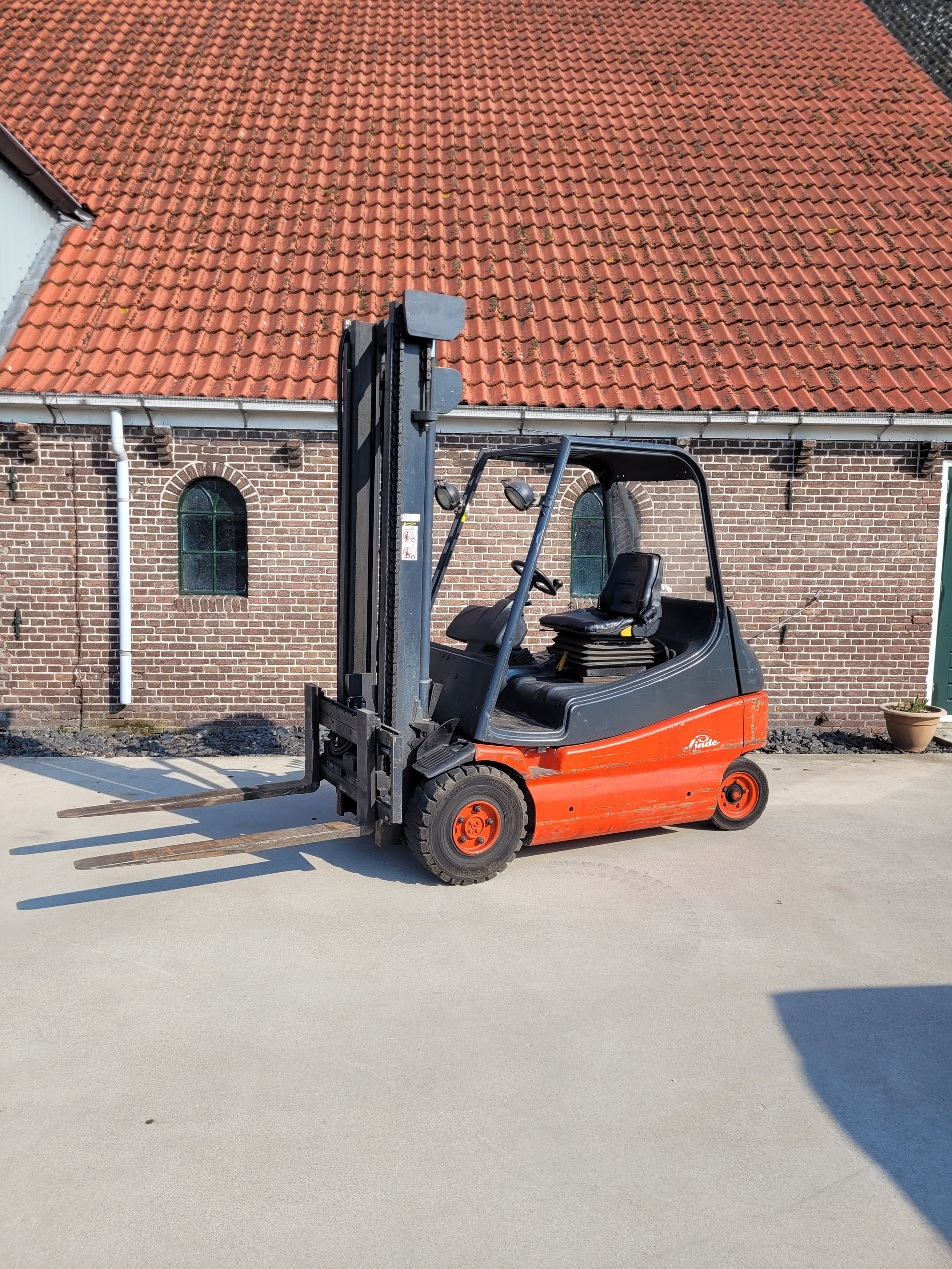 Linde e25 heftruck 2.5 ton sideshift