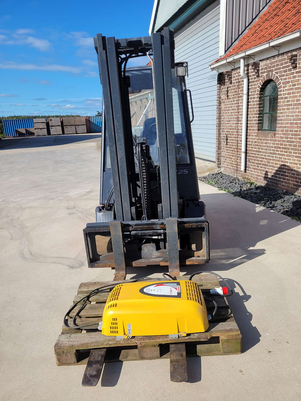 Thumbnail: Linde E25 3 delige freelift sideshift