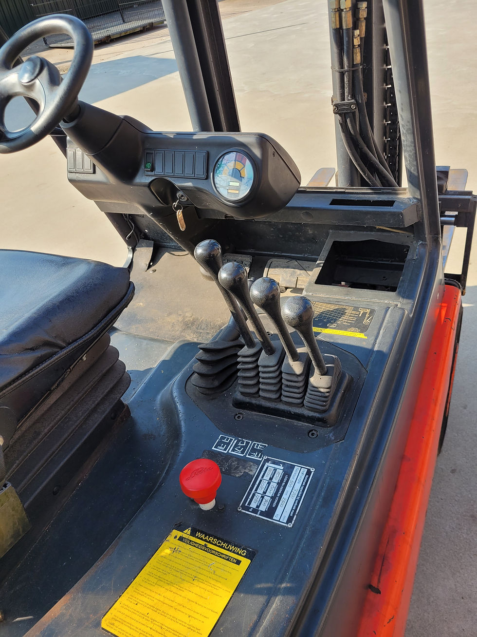 Thumbnail: Linde e25 heftruck 2.5 ton sideshift