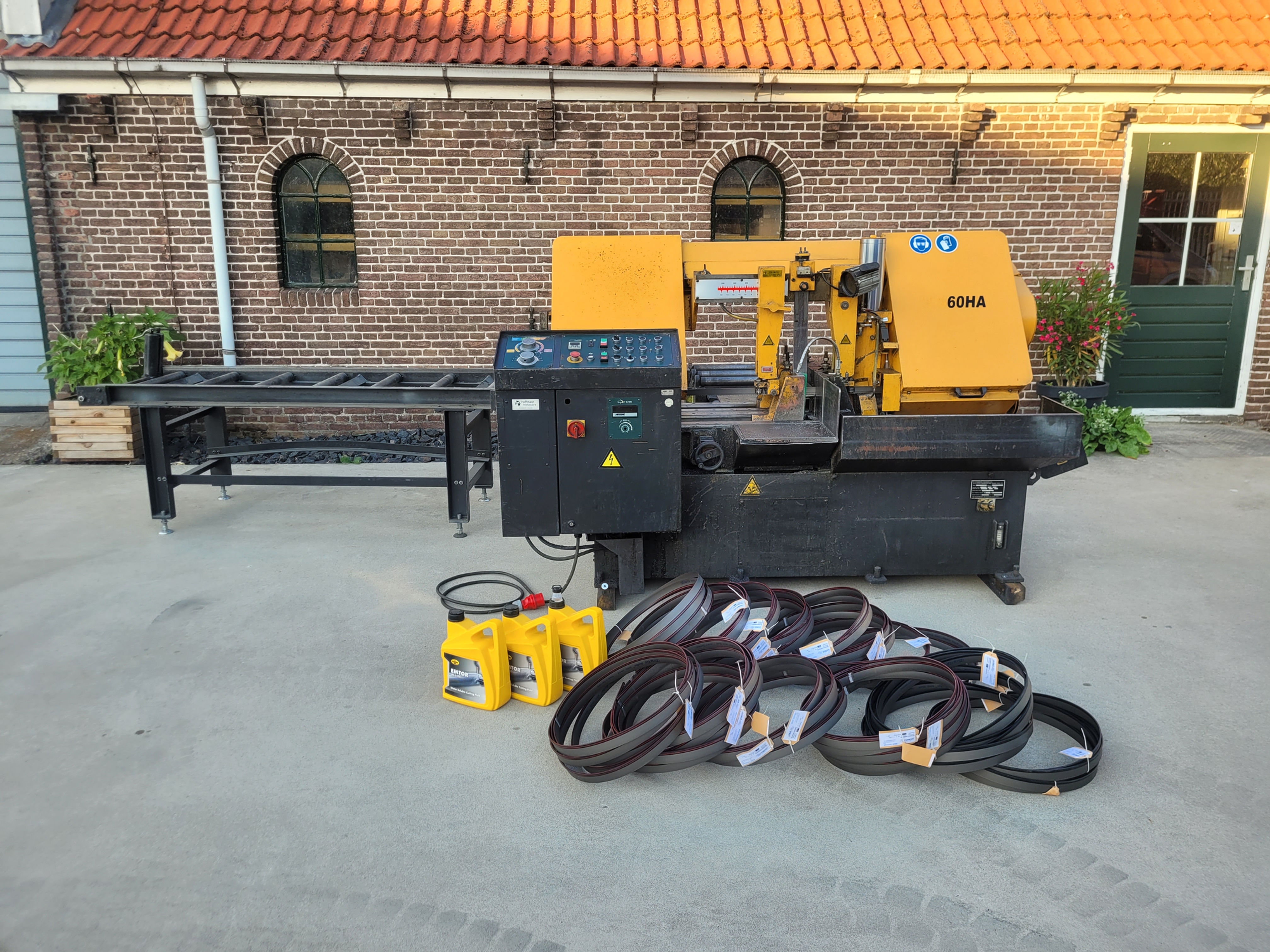 Everising volautomatische hydraulische lintzaag