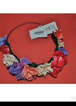 Küçük resim: H&M Çiçekli Taç