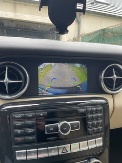 Caméra sur Mercedes