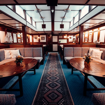 Stella Oceana interior