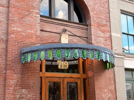 Laclede's Landing: Ghosts of the Riverfront