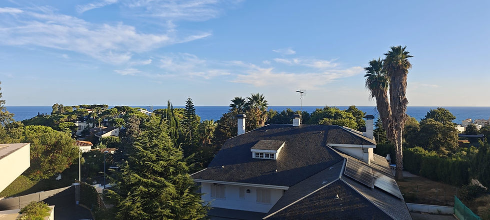 Luxury villa near Barcelona with Mediterranean sea view