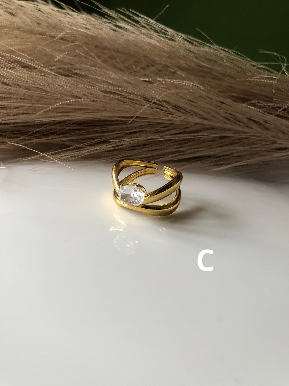 Thumbnail: Signature crystal rings