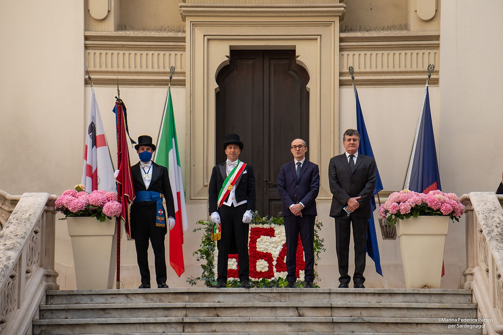 Primo maggio 2020. Le autorità cittadine di Cagliari inaugurano le celebrazioni