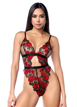 8961-blackred-front-w_2_edited.jpg