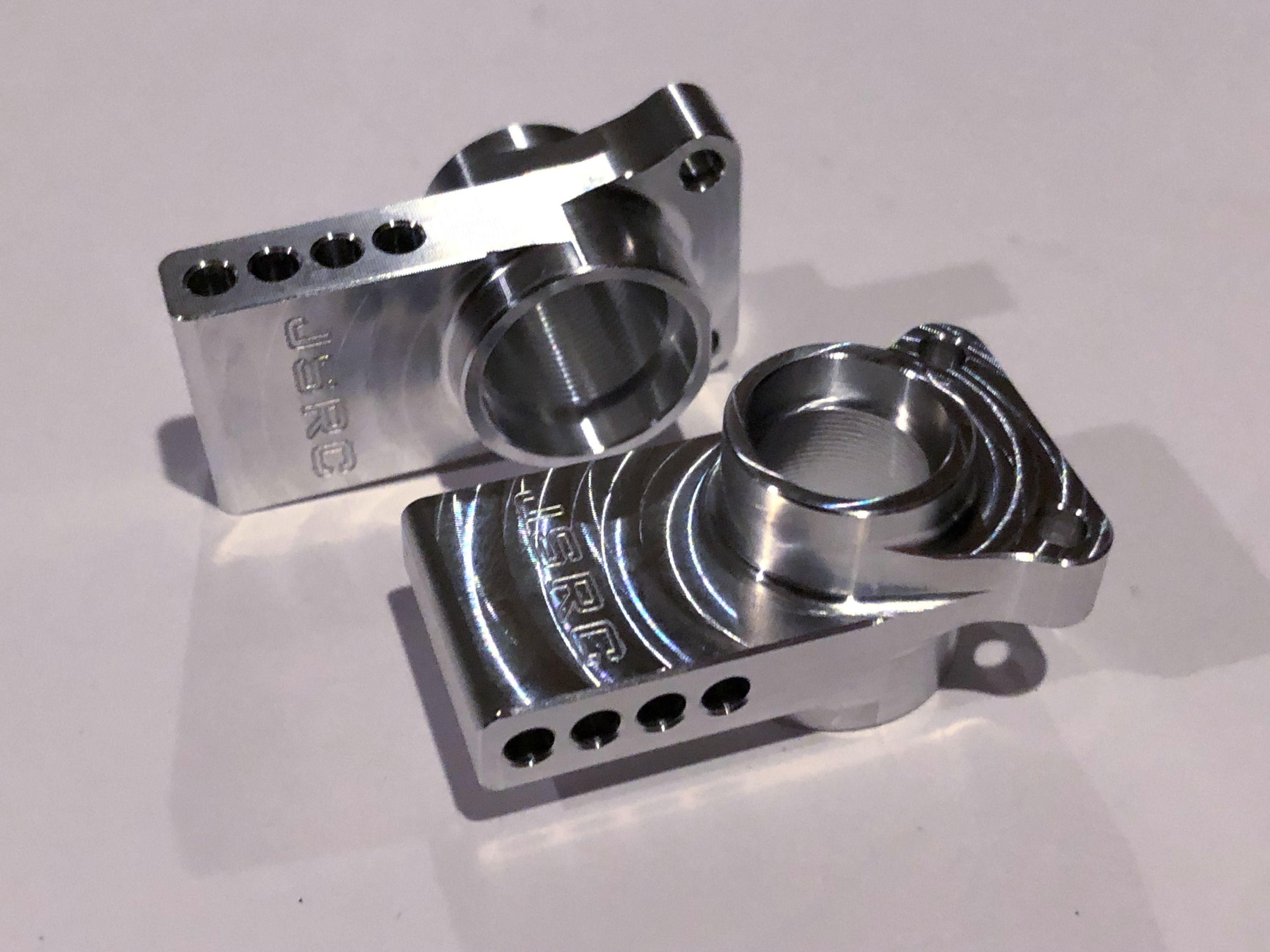 (V1) B6.x Aluminum Hubs (Pair)