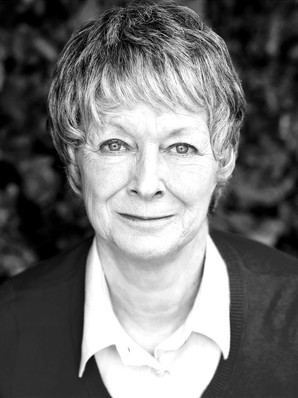 Ellie Dickens