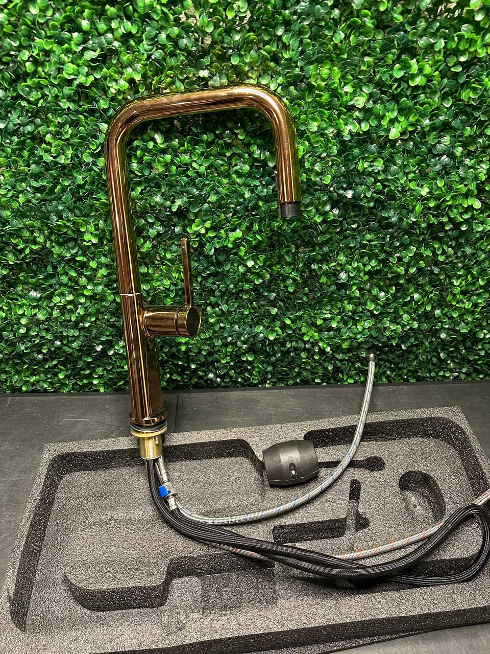 Modern Pull-Down Kitchen Faucet – Brushed Bronze / Copper Finish(C201)