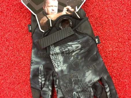 Review: Strongsuit Gloves