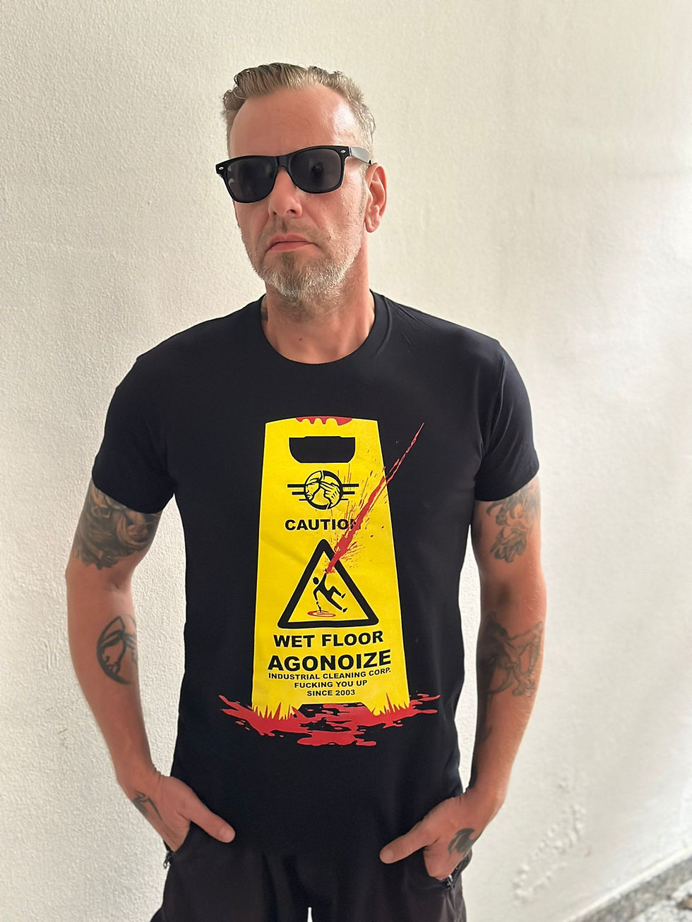 T-Shirt - WET Floor