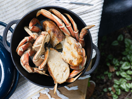 Simple Dutch Oven Dungeness Crab