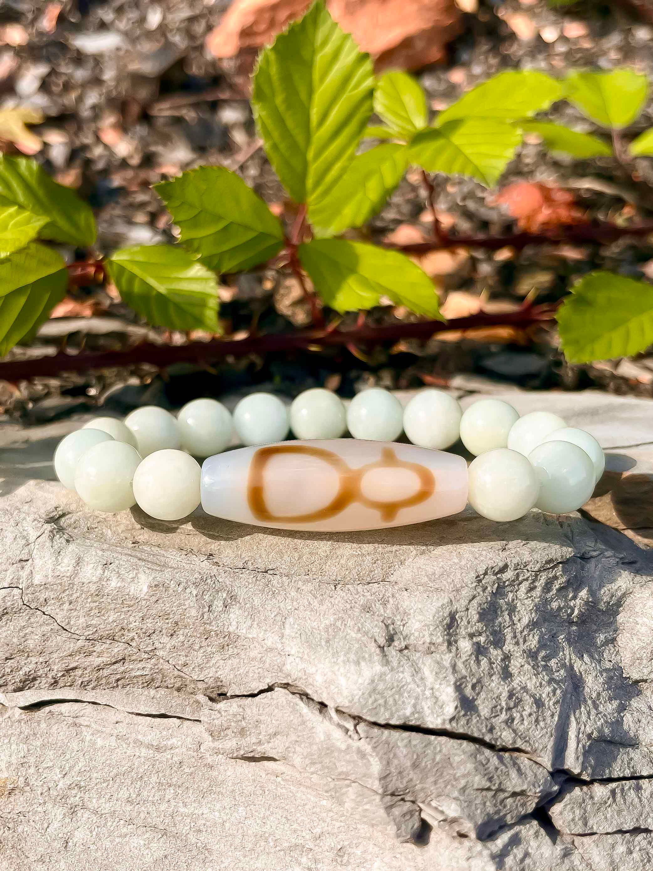 Dzi Stein "Kubera weiß"