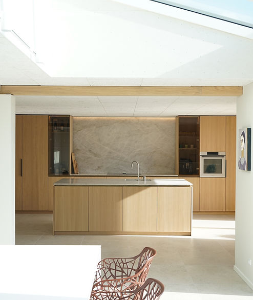 Mediterranean Feeling - Quartz & Natural Oak