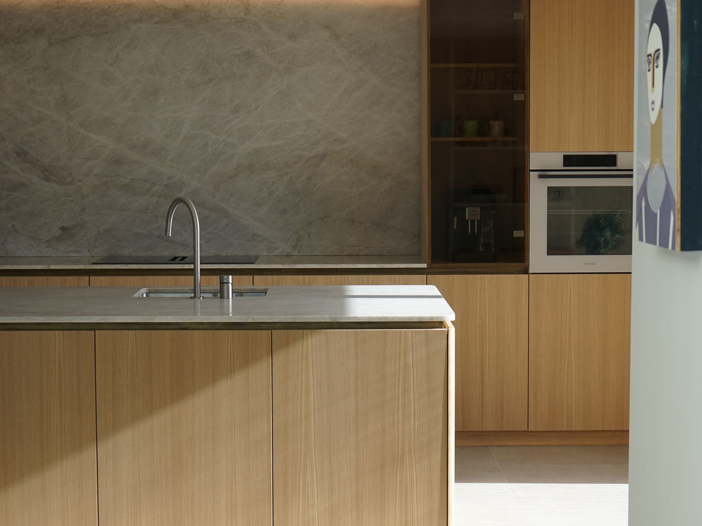 Mediterranean Feeling — Quartz & Natural Oak · detalje 3