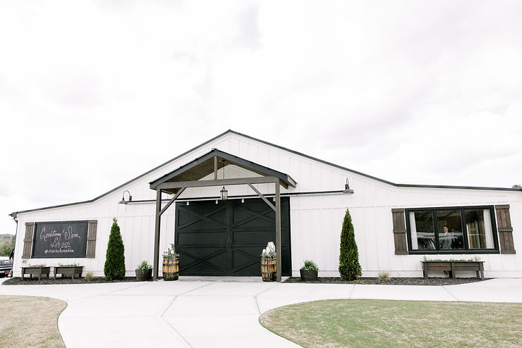 Modern Barn Wedding - North GA