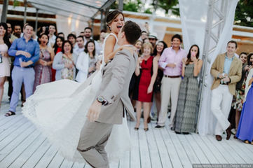 A playlist de casamento perfeita: Balanceando ritmos e batidas