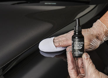 applying crystal serum gtechniq