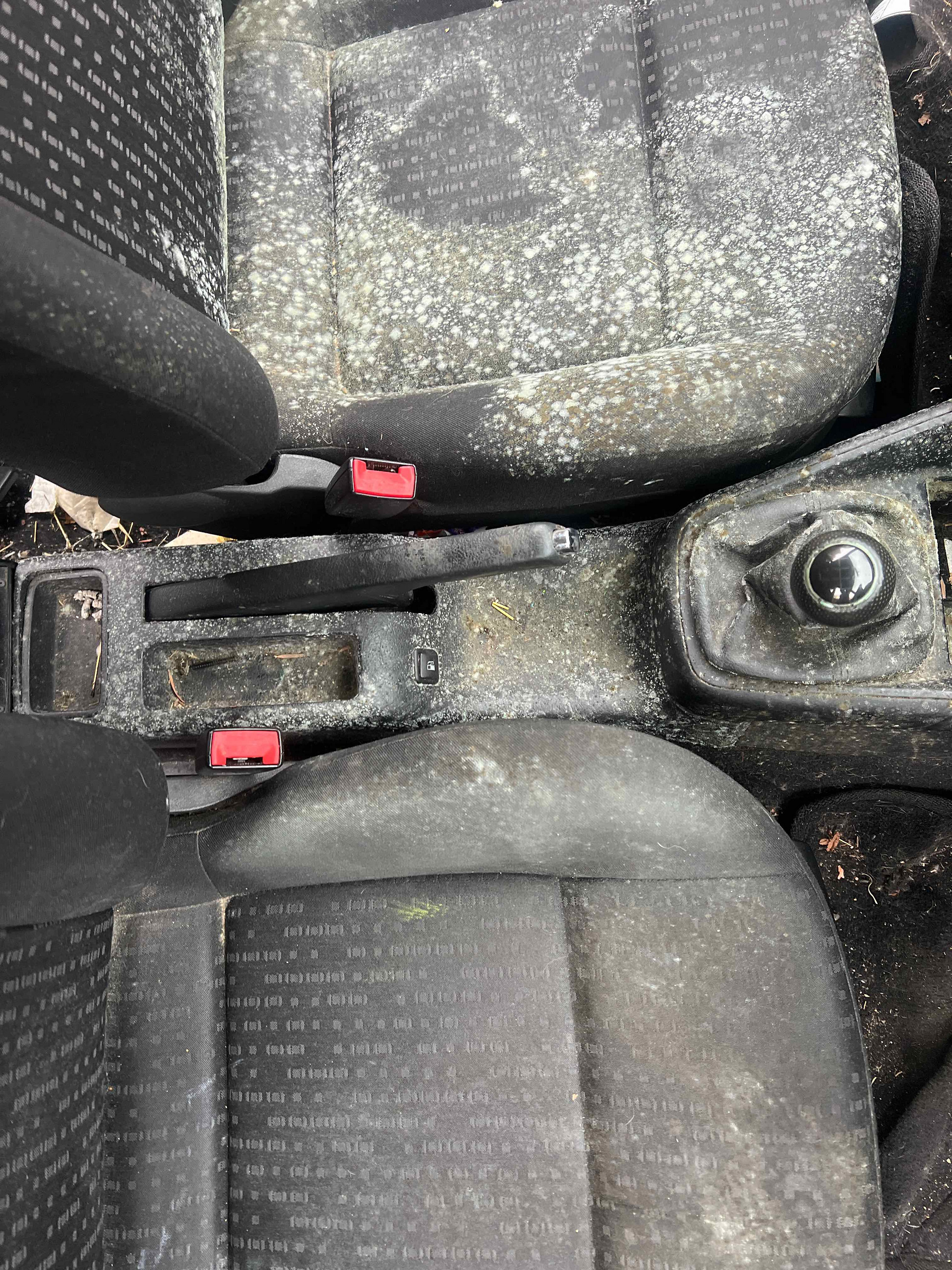 Mould build up centre console