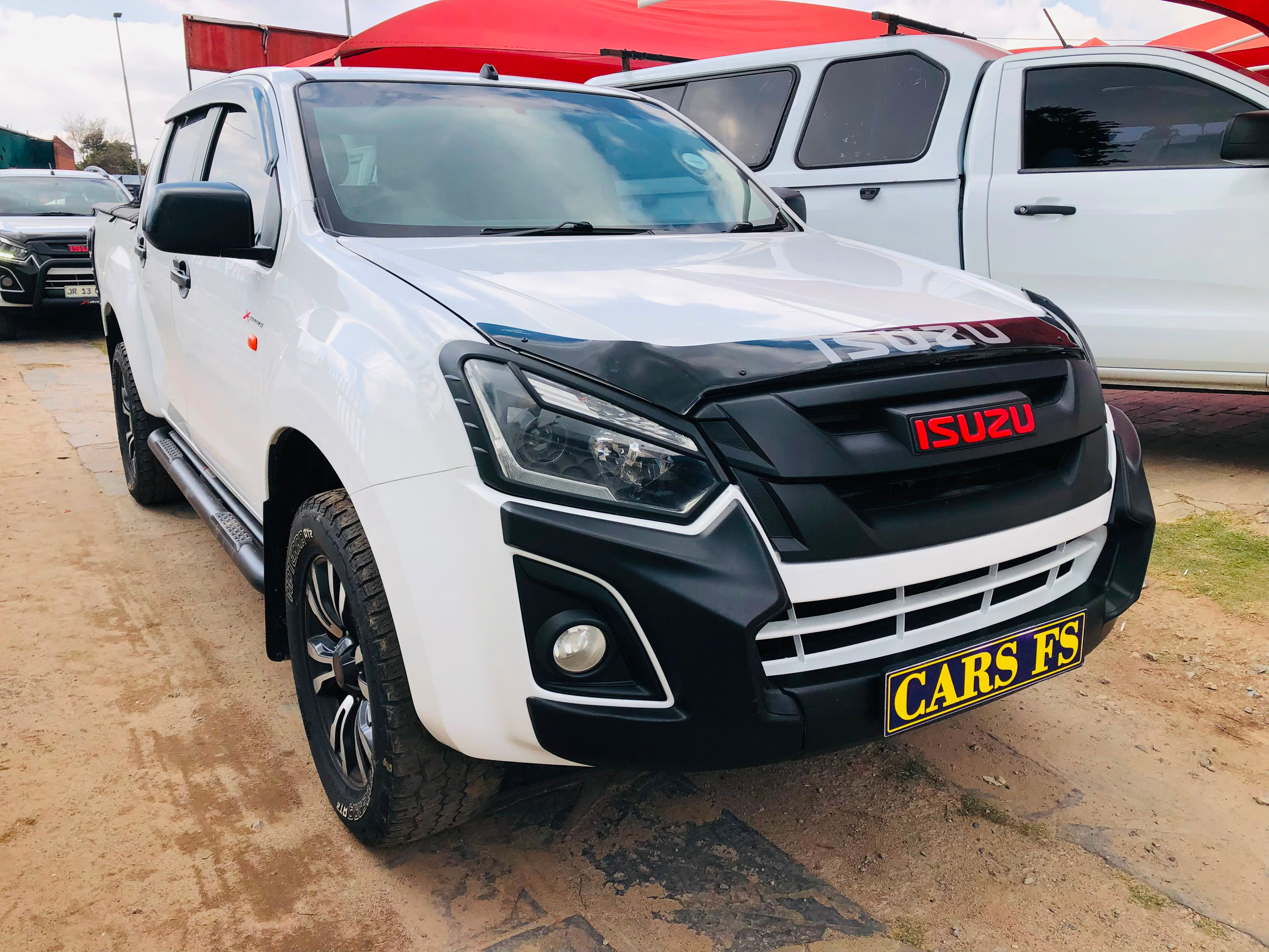 2020 Isuzu D-Max 250 Double Cab X-Rider, 97000km - photo 1 of 11