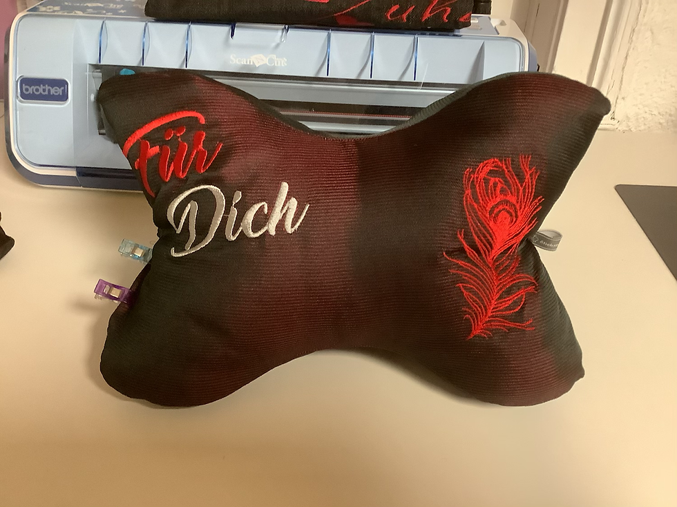 Bestickte Leseknochen