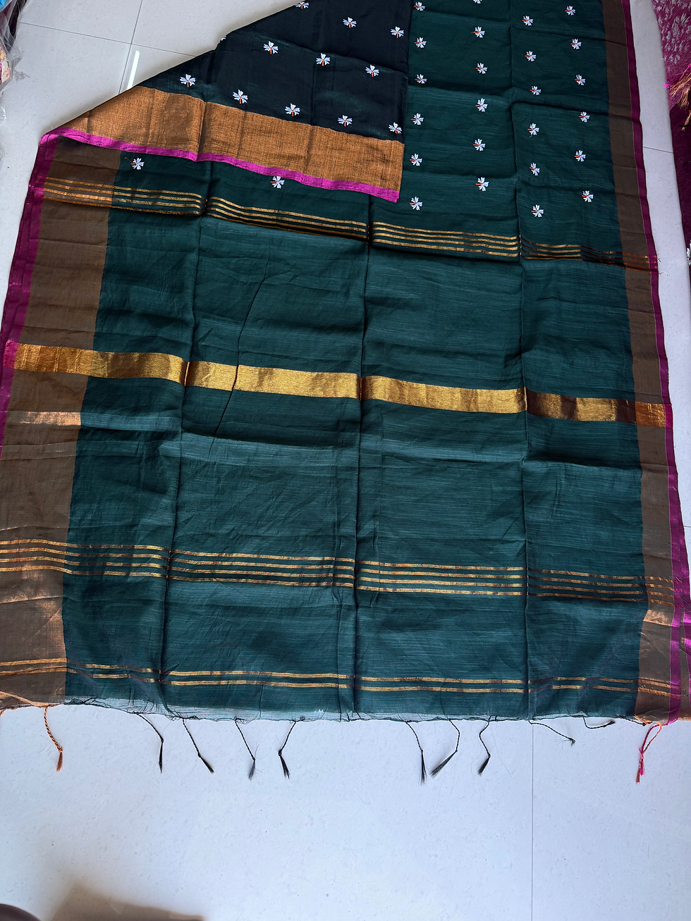 Thumbnail: Prajakta- Cotton Silk - Bottle Green