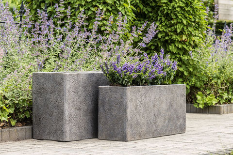 Pflanzengefässe aus Stahl