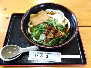 秋田県由利本荘市西目うどん工房いぶき山菜うどん
