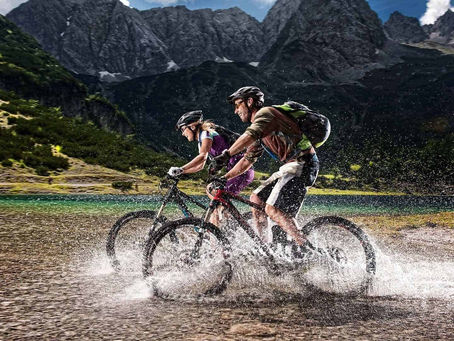 LET'S CYCLE AT THE BLACK SEA