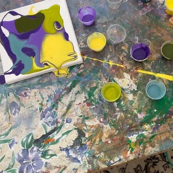 The Magic of Acrylic Paint Pouring Workshop with Artist Sarah Routman