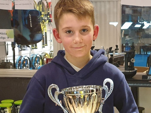 Vi önskar Elias ett STORT grattis och lycka till!