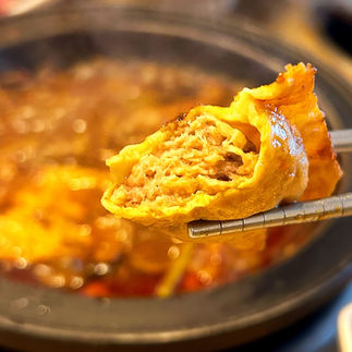 Best Taiwanese Hotpot, Best hotpot in taipei, best shabu shabu in Taipei, mala hotpot taipei, Taipei hotpot buffet, cheap hotpot Taipei, best hotpot buffet Taipei, all you can eat hotpot Taipei, solo hotpot Taipei, mania retro hot pot