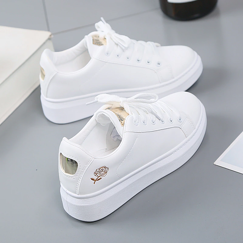 2020 Scarpe casual da donna Nuove scarpe da donna primaverili Sneaker  bianca ricamata di moda | Teerfy shop