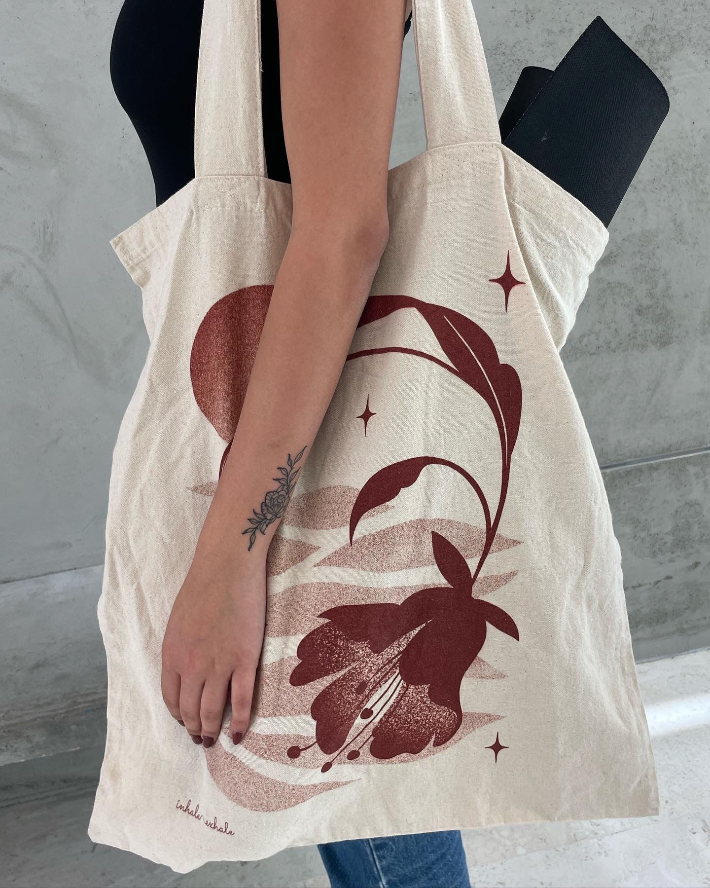 תיק פרח במדבר - חמרה