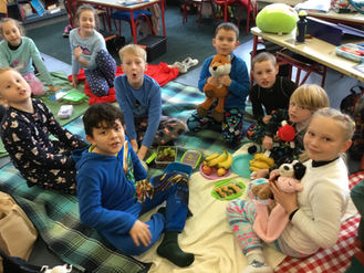 2nd Class: Teddy Bear Fruit and Vegetables Picnic