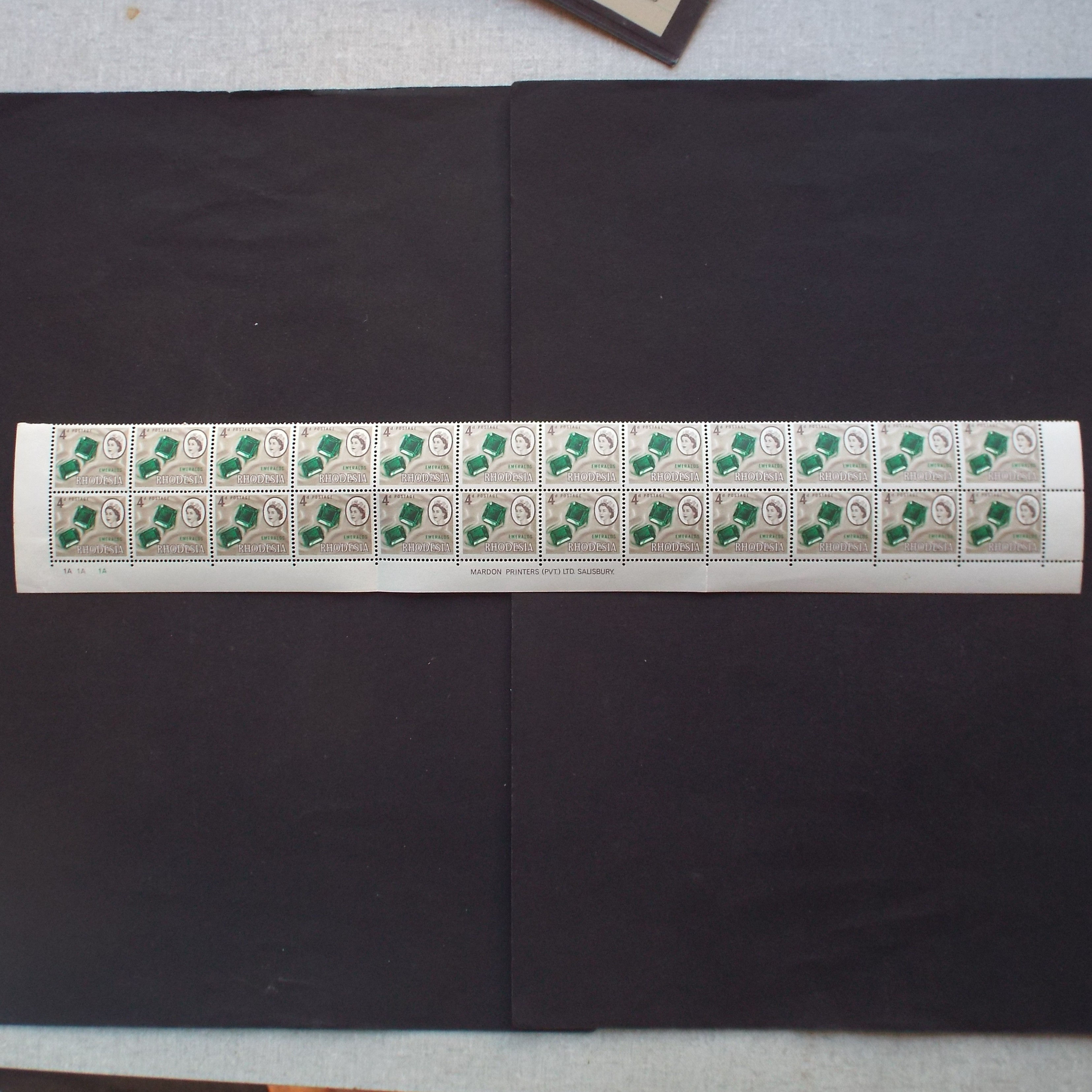 Rhodesia - 1966-70 Defin Issue - 4d Emeralds - Control/Imprint Block of 24 - MNH