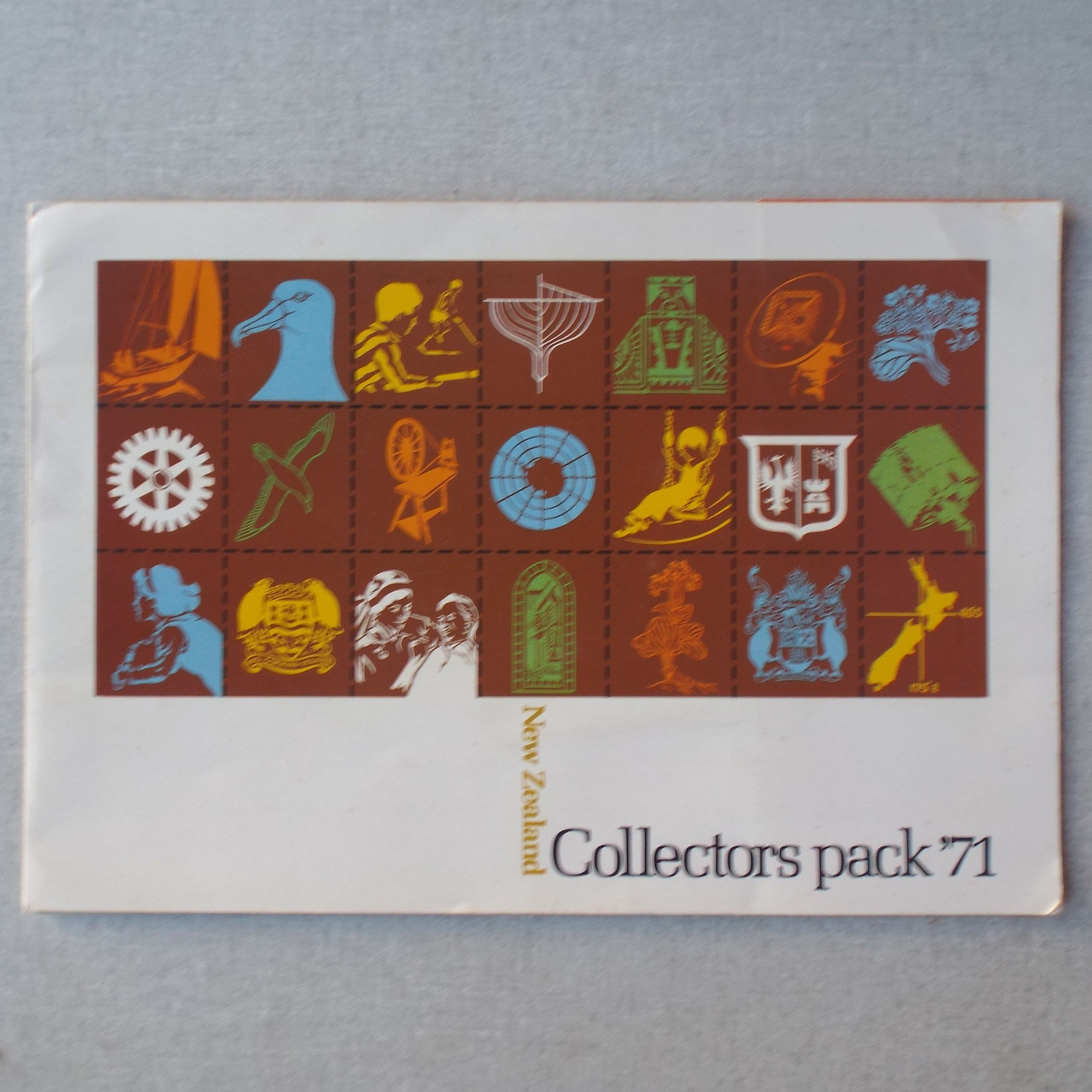 Lot #10 - New Zealand - 1971 Collectors Pack