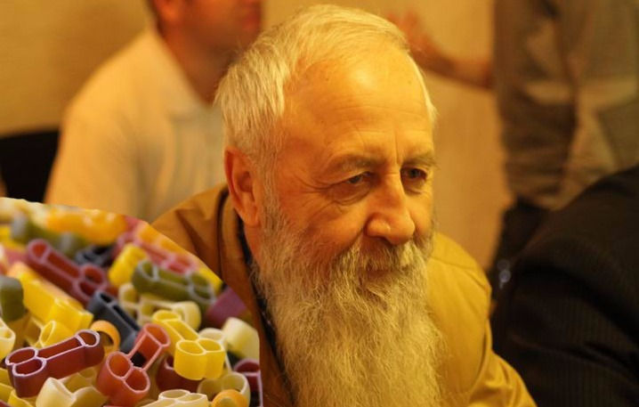 Глава регионального отделения общественного движения «Всероссийское родительское собрание» Владимир Росновский