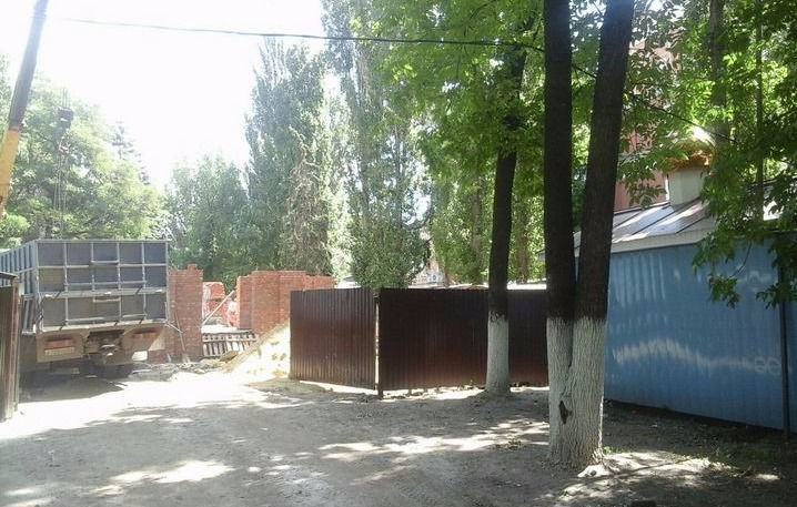 Стройка на Ильинской площади. Фото Олега Трушкина