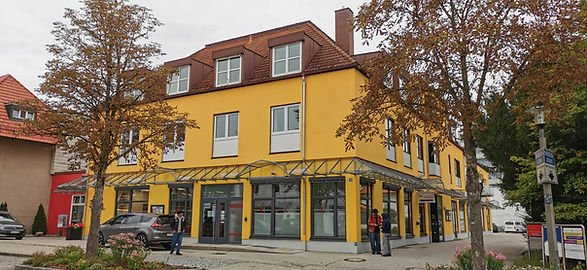 Hallweger Immobilien verkauft barrierefreie Neubau Eigentumswohnungen in 83346 Bergen, sowie Häuser und Eigentumswohnungen 