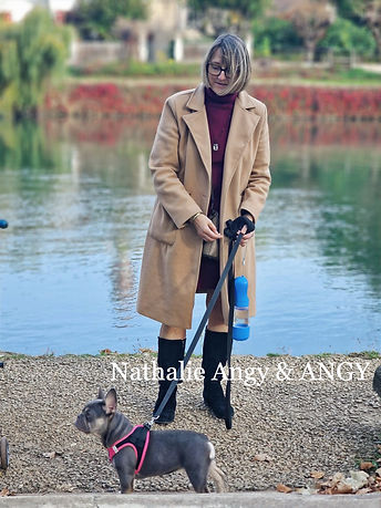 Nathalie Angy et son chien ANGY_edited.j