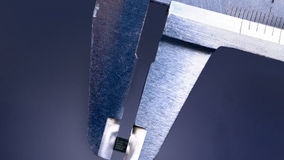 An invention Wearable and asset tracking with positioning accuracy from u‑blox