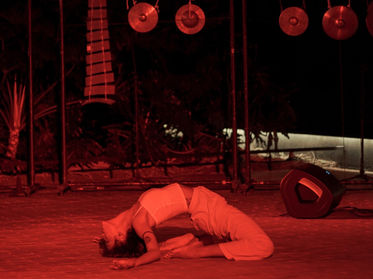 Traditional contemporary, contemporary dance, dance performance, art collaboration, art exhibition